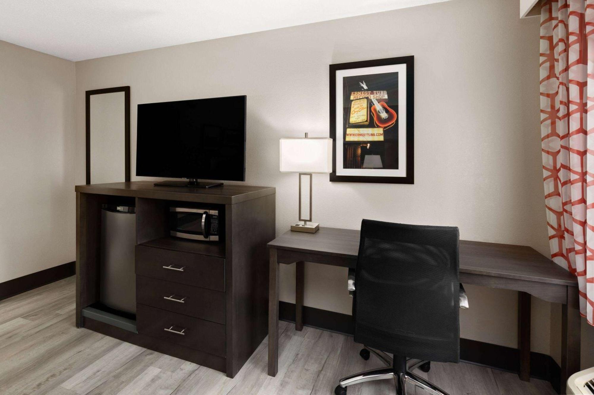 La Quinta By Wyndham Goodlettsville - Nashville Bagian luar foto