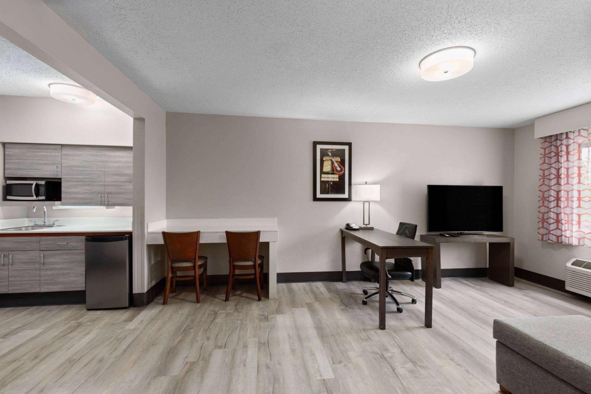 La Quinta By Wyndham Goodlettsville - Nashville Bagian luar foto